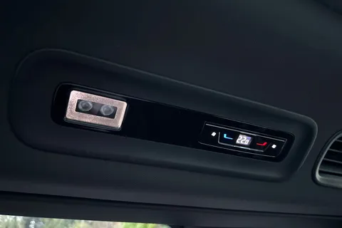 DF75PVK Volkswagen ID. Buzz GTX LWB 7 Seat 340 PS 79 kWh Pro Electric Automatic - Heat Pump Thumbnail #47