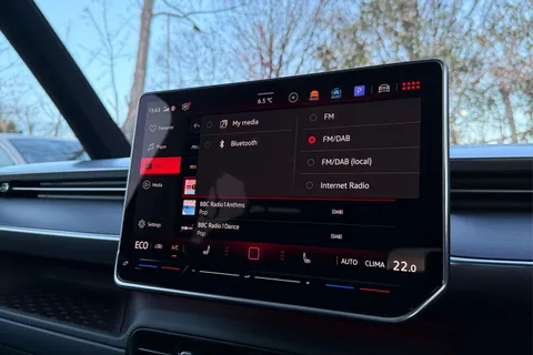 DF75PVK Volkswagen ID. Buzz GTX LWB 7 Seat 340 PS 79 kWh Pro Electric Automatic - Heat Pump Thumbnail #49