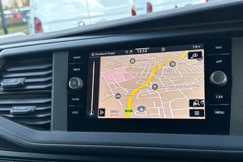 MF74OLR Volkswagen Transporter 2.0 TDI 150 Highline Kombi Van DSG Thumbnail #12