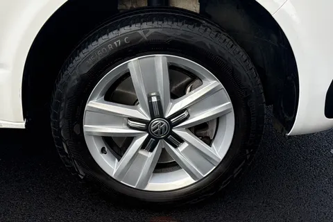 MF74OLR Volkswagen Transporter 2.0 TDI 150 Highline Kombi Van DSG Thumbnail #22