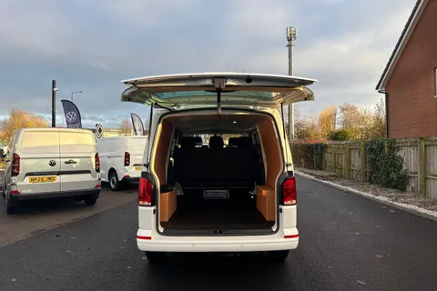 MF74OLR Volkswagen Transporter 2.0 TDI 150 Highline Kombi Van DSG Thumbnail #31