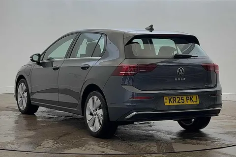 KR25PKJ Volkswagen Golf 1.5 TSI 204 Style eHybrid 5dr DSG Thumbnail #3