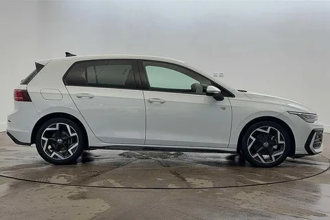 DA25OZM Volkswagen Golf 2.0 TDI 150 R-Line 5dr DSG **WINTER PACK** Thumbnail #4