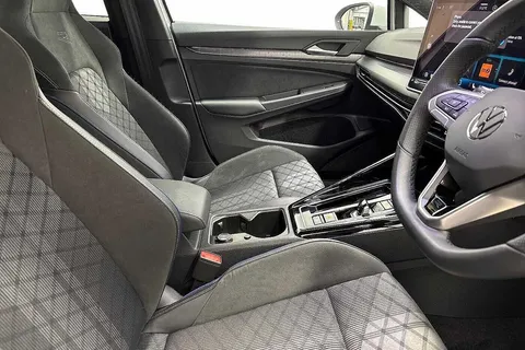 DA25OZM Volkswagen Golf 2.0 TDI 150 R-Line 5dr DSG **WINTER PACK** Thumbnail #10