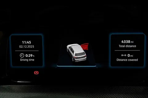 DA25OZM Volkswagen Golf 2.0 TDI 150 R-Line 5dr DSG **WINTER PACK** Thumbnail #11