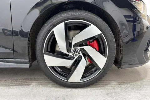 KP75HNF Volkswagen Golf 2.0 TSI 265 GTI 5dr DSG Thumbnail #5