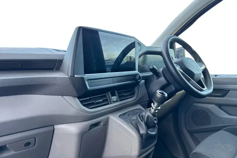 DF25GHZ Volkswagen Transporter 2.0 TDI 110 Commerce Pro Van Thumbnail #15