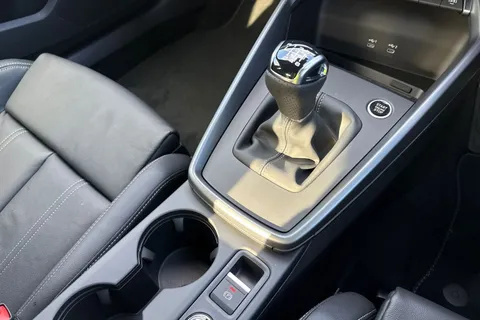  Audi A3 1.5 TFSI S line Euro 6 (s/s) 4dr Thumbnail #23