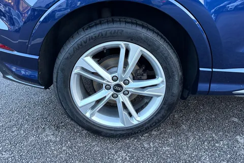 DF22LFG Audi Q3 S line 35 TFSI  150 PS 6-speed Thumbnail #12