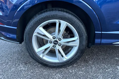 DF22LFG Audi Q3 S line 35 TFSI  150 PS 6-speed Thumbnail #14