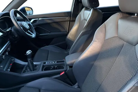 DF22LFG Audi Q3 S line 35 TFSI  150 PS 6-speed Thumbnail #17