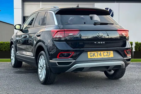 GK74CZF Volkswagen T-Roc 1.5 TSI Style 5dr DSG Thumbnail #3