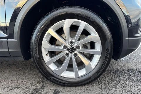 GK74CZF Volkswagen T-Roc 1.5 TSI Style 5dr DSG Thumbnail #11
