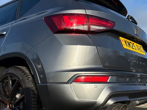 KM25AUO CUPRA Ateca 2.0 TSI VZ3 5dr DSG 4Drive **PANORAMIC SUNROOF** Thumbnail #16