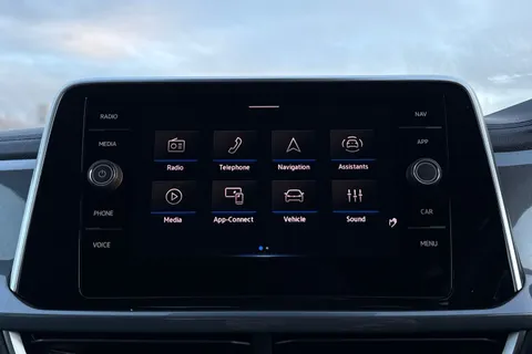 GK74CZF Volkswagen T-Roc 1.5 TSI Style 5dr DSG Thumbnail #18