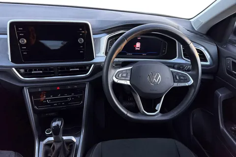 GK74CZF Volkswagen T-Roc 1.5 TSI Style 5dr DSG Thumbnail #19