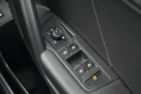 MT24AEE Volkswagen Tiguan Allspace 2.0 TSI R-Line DSG 4Motion Euro 6 (s/s) 5dr Thumbnail #22
