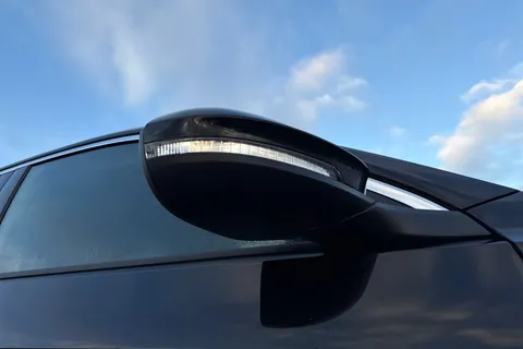 GK74CZF Volkswagen T-Roc 1.5 TSI Style 5dr DSG Thumbnail #26