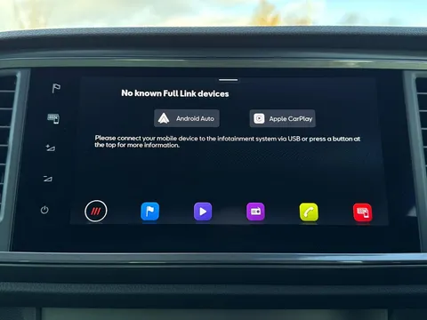 KM25AUO CUPRA Ateca 2.0 TSI VZ3 5dr DSG 4Drive **PANORAMIC SUNROOF** Thumbnail #40