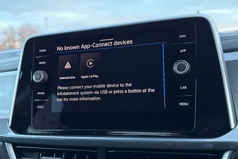 GK74CZF Volkswagen T-Roc 1.5 TSI Style 5dr DSG Thumbnail #40