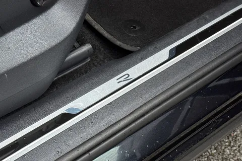 MT24AEE Volkswagen Tiguan Allspace 2.0 TSI R-Line DSG 4Motion Euro 6 (s/s) 5dr Thumbnail #48