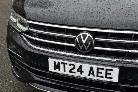 MT24AEE Volkswagen Tiguan Allspace 2.0 TSI R-Line DSG 4Motion Euro 6 (s/s) 5dr Thumbnail #55