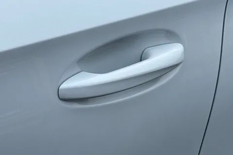 KE22OVK Mercedes-Benz A Class 1.3 A200 AMG Line Edition (Executive) 7G-DCT Euro 6 (s/s) 5dr Thumbnail #30