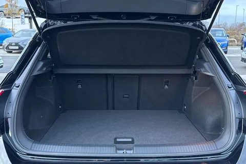 KN25MLY Volkswagen T-Roc 1.5 TSI R-Line 5dr DSG **REAR VIEW CAMERA** Thumbnail #10