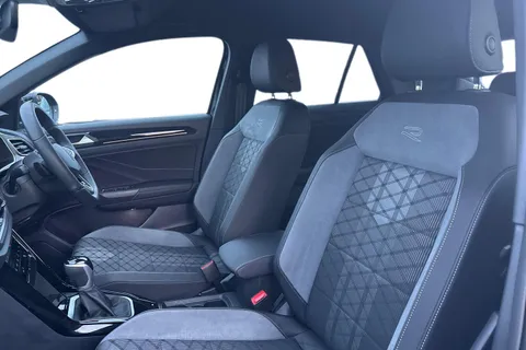 KN25MLY Volkswagen T-Roc 1.5 TSI R-Line 5dr DSG **REAR VIEW CAMERA** Thumbnail #11