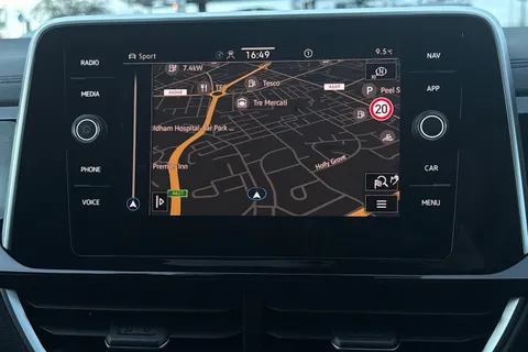 KN25MLY Volkswagen T-Roc 1.5 TSI R-Line 5dr DSG **REAR VIEW CAMERA** Thumbnail #12