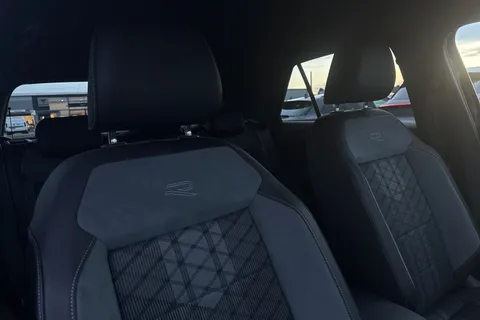 KN25MLY Volkswagen T-Roc 1.5 TSI R-Line 5dr DSG **REAR VIEW CAMERA** Thumbnail #21