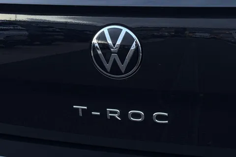 KN25MLY Volkswagen T-Roc 1.5 TSI R-Line 5dr DSG **REAR VIEW CAMERA** Thumbnail #25