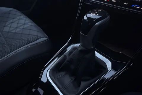 KN25MLY Volkswagen T-Roc 1.5 TSI R-Line 5dr DSG **REAR VIEW CAMERA** Thumbnail #41