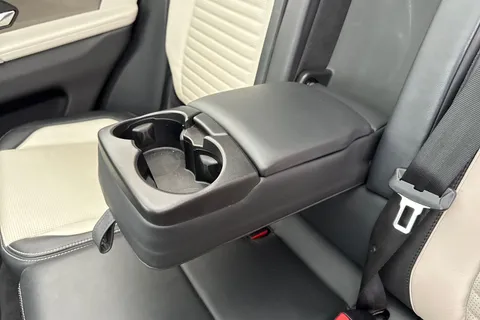 36 of 60 for Land Rover Discovery Sport 2.0 D180 MHEV R-Dynamic HSE Auto 4WD Euro 6 (s/s) 5dr