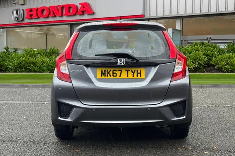 5 of 48 for HONDA JAZZ 1.3 SE 5dr CVT