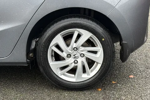 13 of 48 for HONDA JAZZ 1.3 SE 5dr CVT