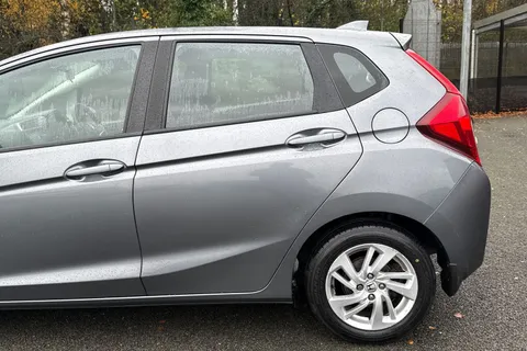 29 of 48 for HONDA JAZZ 1.3 SE 5dr CVT