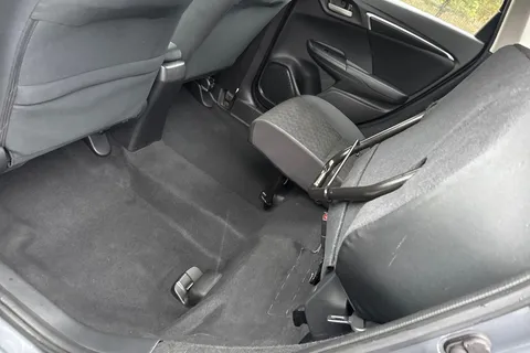 30 of 48 for HONDA JAZZ 1.3 SE 5dr CVT