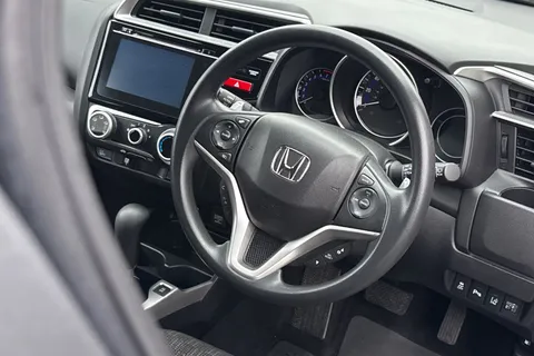 32 of 48 for HONDA JAZZ 1.3 SE 5dr CVT