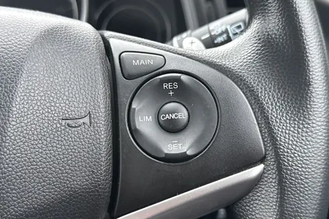 36 of 48 for HONDA JAZZ 1.3 SE 5dr CVT