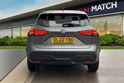 DL22YBO Nissan Qashqai 1.3 DiG-T MH Acenta Premium 5dr Thumbnail #5