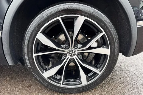 VO24YZZ Volkswagen Tiguan 1.5 TSI 150 R-Line 5dr DSG ⭐Rear view camera⭐ Thumbnail #22