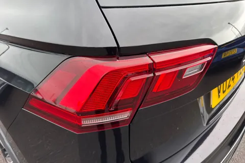 VO24YZZ Volkswagen Tiguan 1.5 TSI 150 R-Line 5dr DSG ⭐Rear view camera⭐ Thumbnail #25