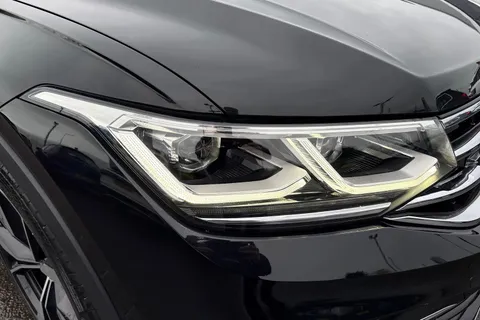 VO24YZZ Volkswagen Tiguan 1.5 TSI 150 R-Line 5dr DSG ⭐Rear view camera⭐ Thumbnail #31