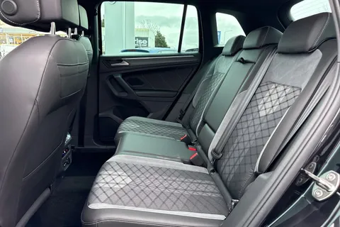 VO24YZZ Volkswagen Tiguan 1.5 TSI 150 R-Line 5dr DSG ⭐Rear view camera⭐ Thumbnail #35