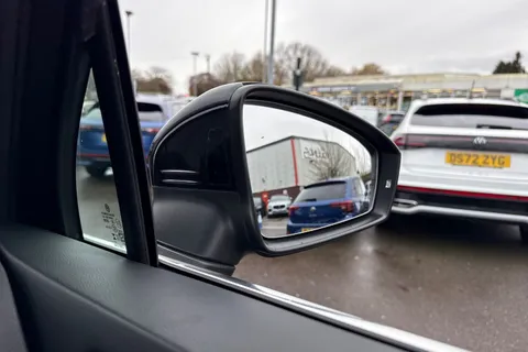 VO24YZZ Volkswagen Tiguan 1.5 TSI 150 R-Line 5dr DSG ⭐Rear view camera⭐ Thumbnail #40