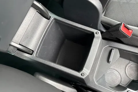 VO24YZZ Volkswagen Tiguan 1.5 TSI 150 R-Line 5dr DSG ⭐Rear view camera⭐ Thumbnail #43