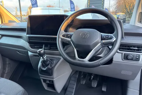 MF75FVC Volkswagen Transporter 2.0 TDI 150 Commerce Plus Van Thumbnail #12
