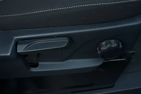 MF75FVC Volkswagen Transporter 2.0 TDI 150 Commerce Plus Van Thumbnail #33