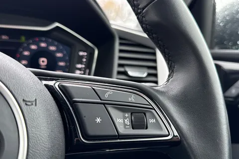 DG23BYK Audi A1 Sport 25 TFSI 95 PS 5-speed Thumbnail #26